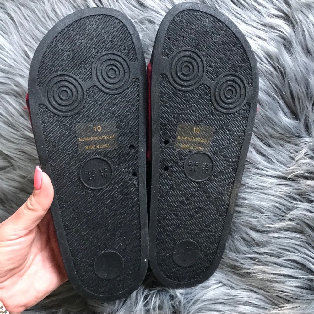 NWB 🌹 VELVET ROSE EMBROIDERED PATCH SLIDE - Picture 5 of 8
